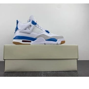 SB 4 Retro Jordan DR5415-104 0629